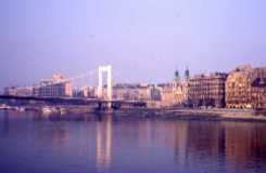 Ponte sul Danubio - Clicca x Ingrandirla